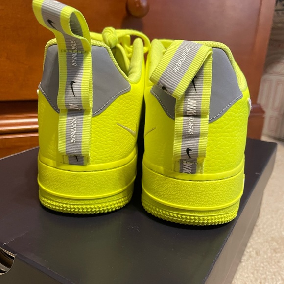 Air Force 1 ‘07 Lv8 Utility - Picture 4 of 6
